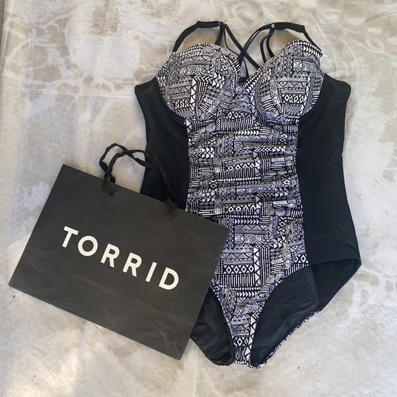 torrid Swim Torrid One Piece Swimsuit Poshmark